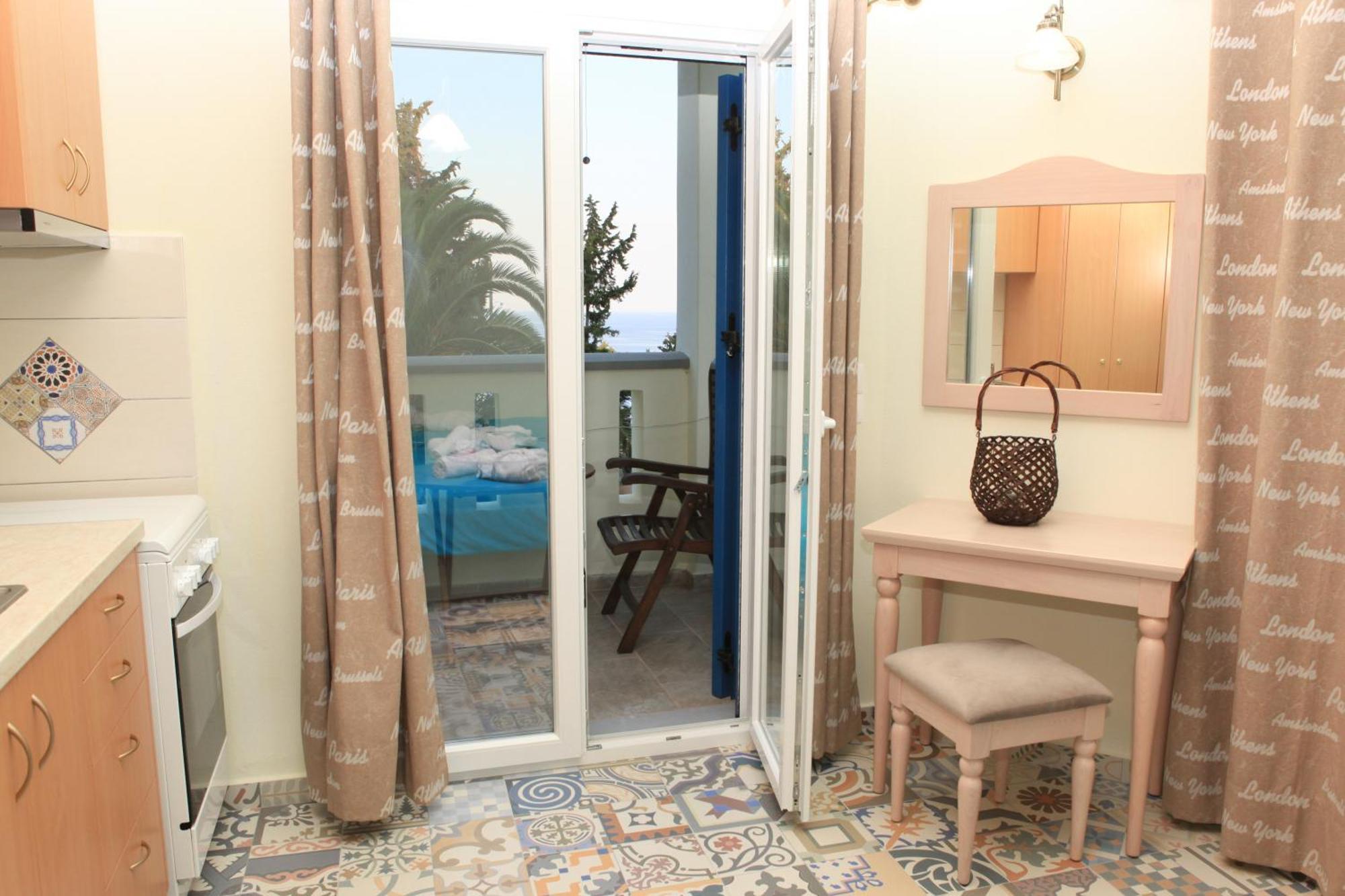 Stafylos Suites & Boutique Hotel Habitación foto